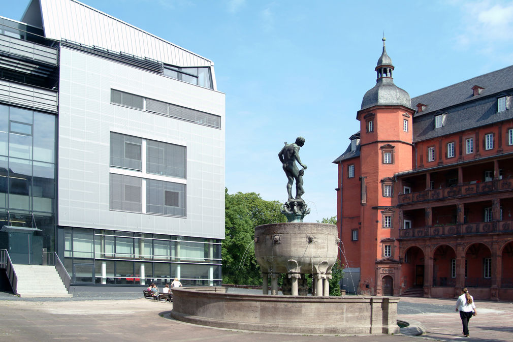 Campus verputzt