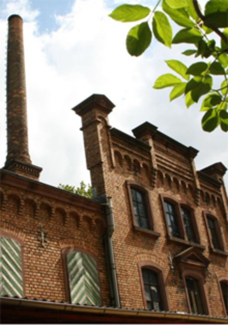 Fabrik 01