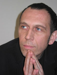Marc ries