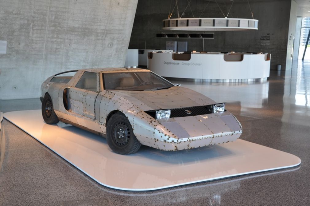 Michael sailstorfer c 111  2011 mercedes benz museum stuttgart