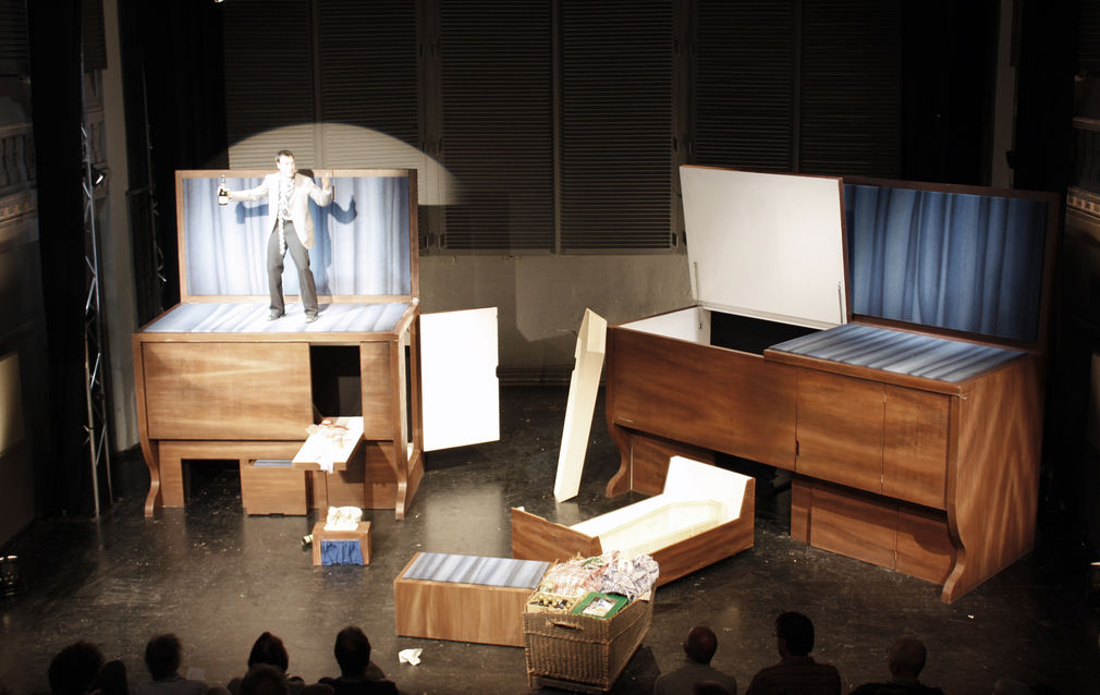 Dittrich buehnenbild staatstheater wiesbaden bezahlt wird nicht 2012