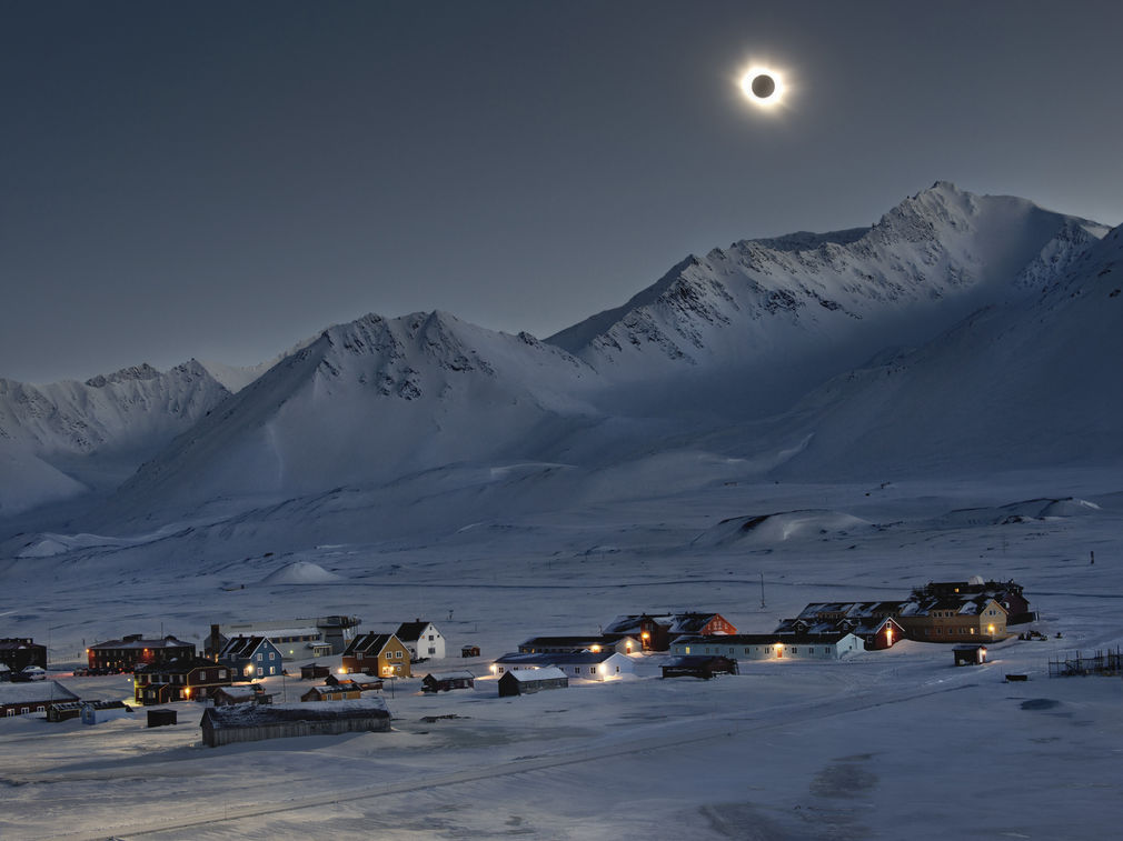 Eclipse 2015 lightjet print diasec glanz 120 x 160 cm