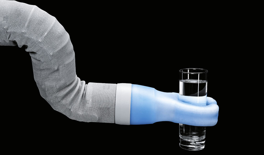 00206 bionicsofthand 1532x900px