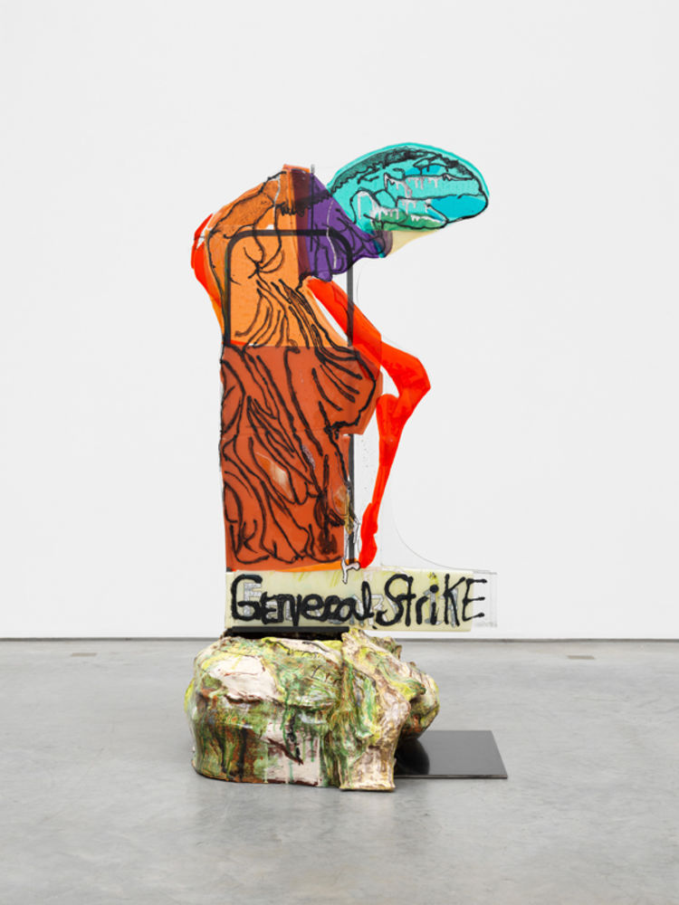 Jessica jackson hutchins  winged victory  2017 glass  steel armature  ceramic base  142 x 61 x 43 cm  courtesy the artist and marianne boesky gallery  new york  aspen  photograph by object studies