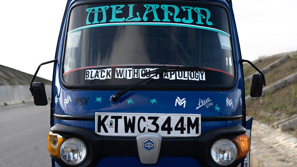 Albano statusreport neustartplus 05 black without apology