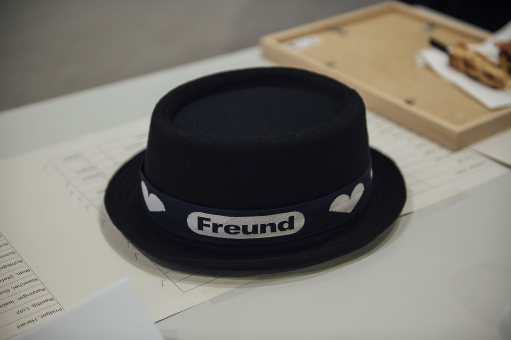 Freunde der hfg preisverleihung freundespreis thomas bayrle daniela kaiser 140