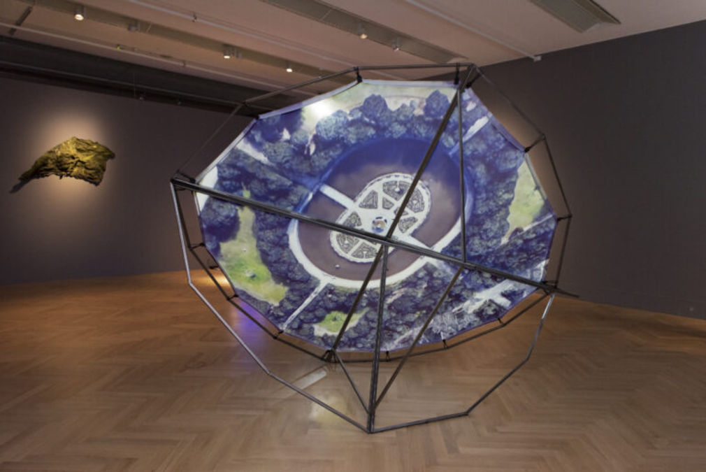 Orbiting the seed 2021 bundeskunsthalle bonn wageheraufi photo fenjacambeis 768x513